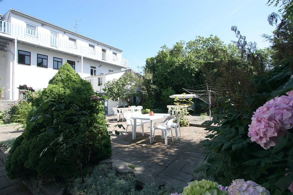 Hotel Sandvig Havn Allinge-Sandvig Exterior foto
